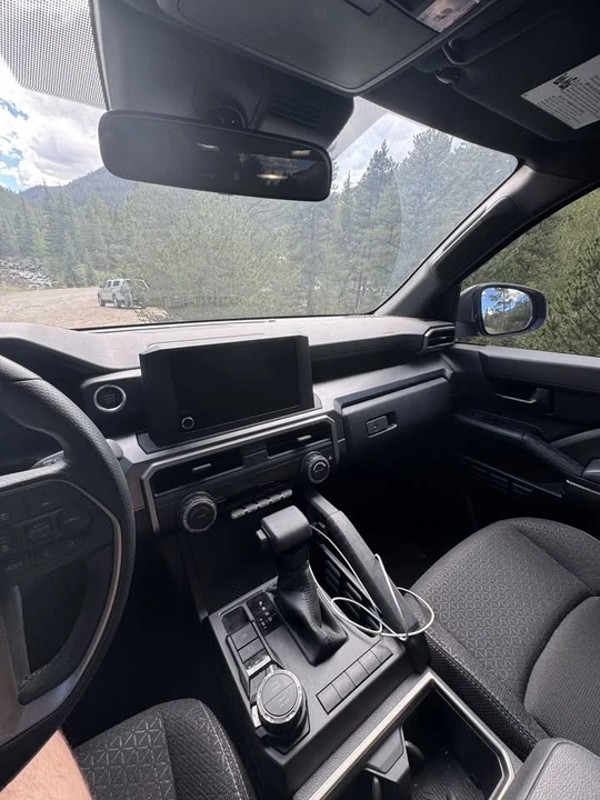 2025 Toyota 4Runner 6th Gen - Image 9 of 10