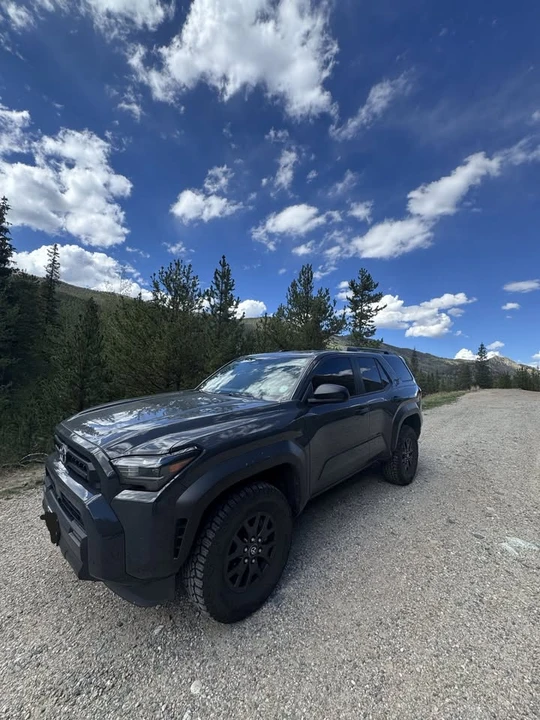 2025 Toyota 4Runner 6th Gen - Image 2 of 10