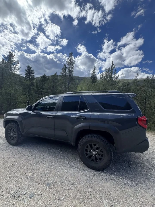 2025 Toyota 4Runner 6th Gen - Image 5 of 10