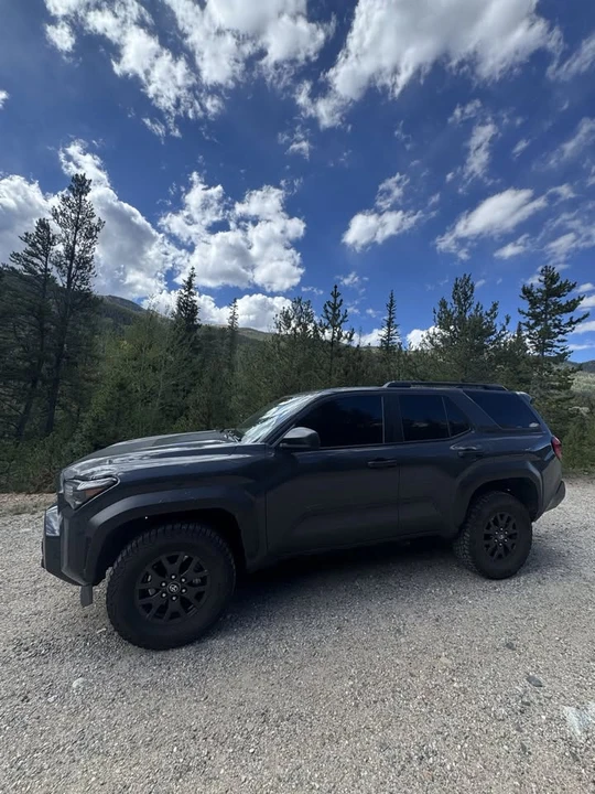 2025 Toyota 4Runner 6th Gen - Image 4 of 10