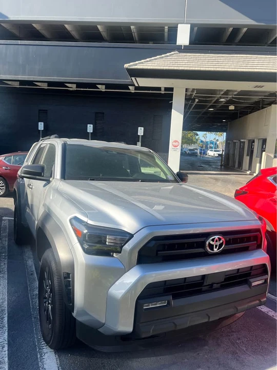 2025 Toyota 4Runner 6th Gen - Image 3 of 12