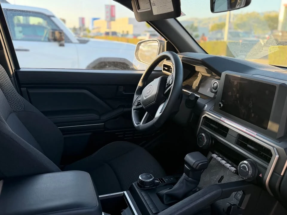 2025 Toyota 4Runner 6th Gen - Image 4 of 4
