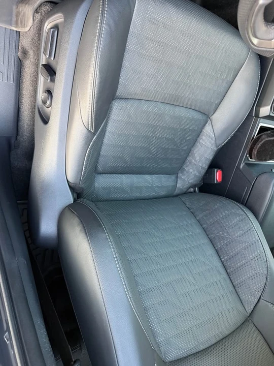2025 Toyota 4Runner 6th Gen - Image 7 of 17