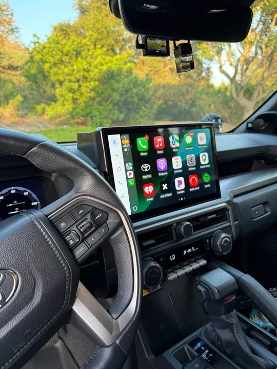 2025 Toyota 4Runner 6th Gen - Image 9 of 17
