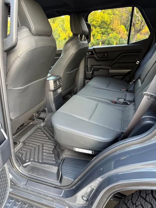 2025 Toyota 4Runner 6th Gen - Image 8 of 17