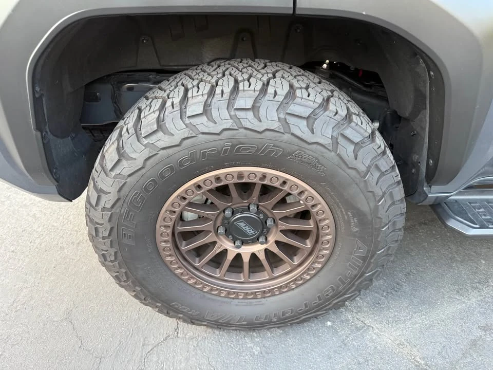 2025 Toyota 4Runner 6th Gen - Image 4 of 17
