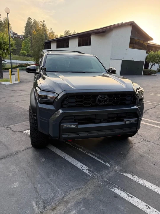 2025 Toyota 4Runner 6th Gen - Image 6 of 17
