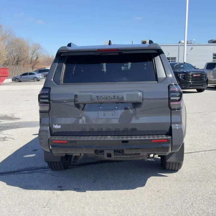 2025 Toyota 4Runner 6th Gen - Image 4 of 17