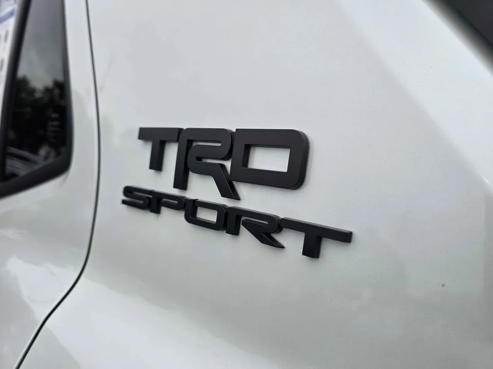 2025 Toyota 4Runner 6th Gen - Image 7 of 11