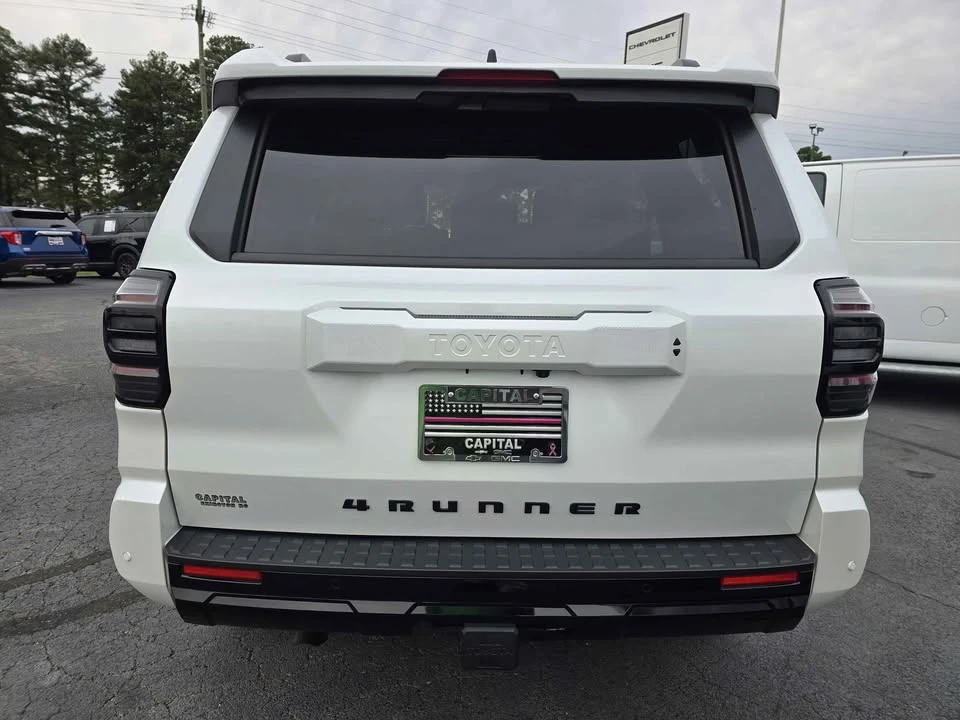 2025 Toyota 4Runner 6th Gen - Image 4 of 11