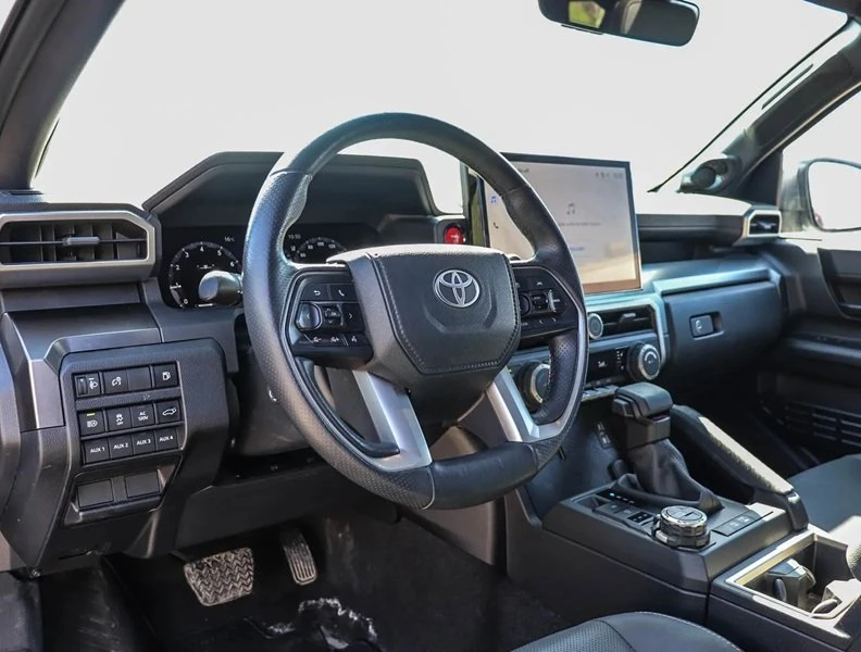 2025 Toyota 4Runner 6th Gen - Image 5 of 7
