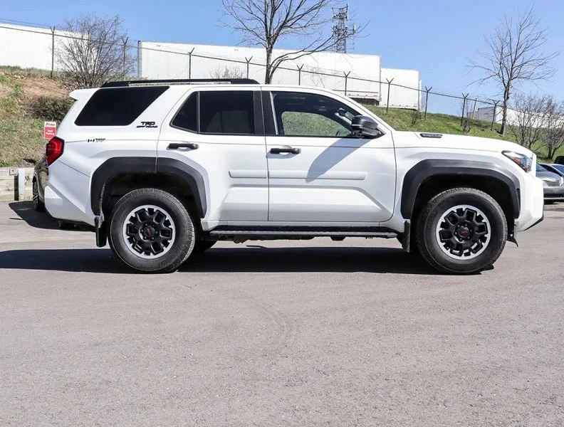 2025 Toyota 4Runner 6th Gen - Image 7 of 7
