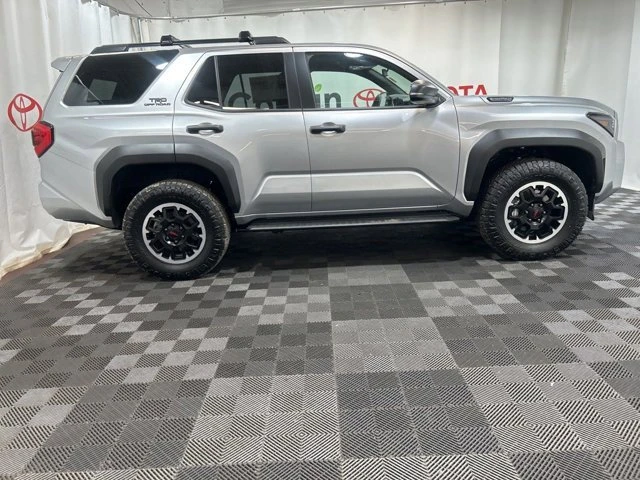 2025 Toyota 4Runner 6th Gen - Image 7 of 20
