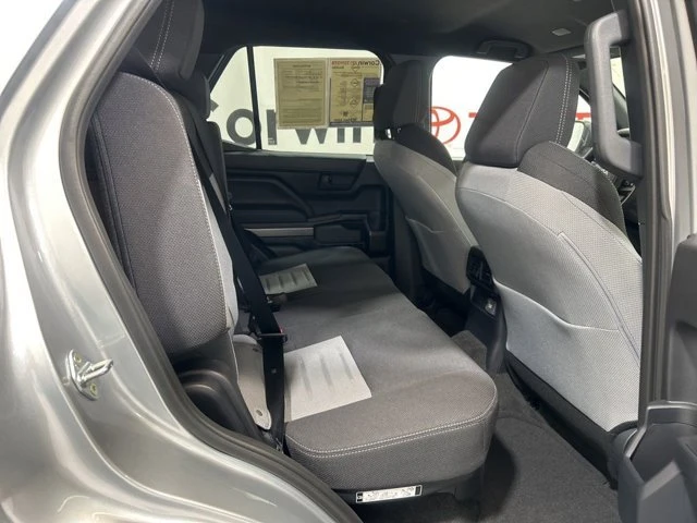 2025 Toyota 4Runner 6th Gen - Image 12 of 20