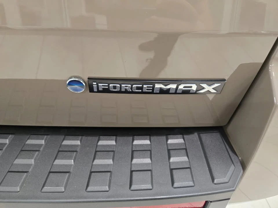 2025 Toyota 4Runner 6th Gen - Image 2 of 17