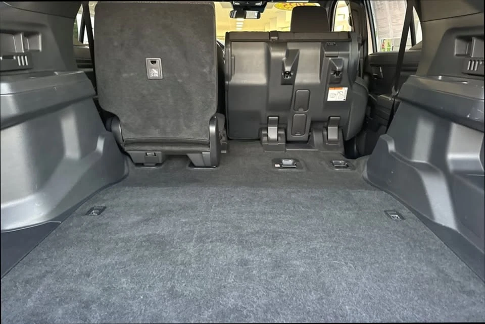 2025 Toyota 4Runner 6th Gen - Image 14 of 16