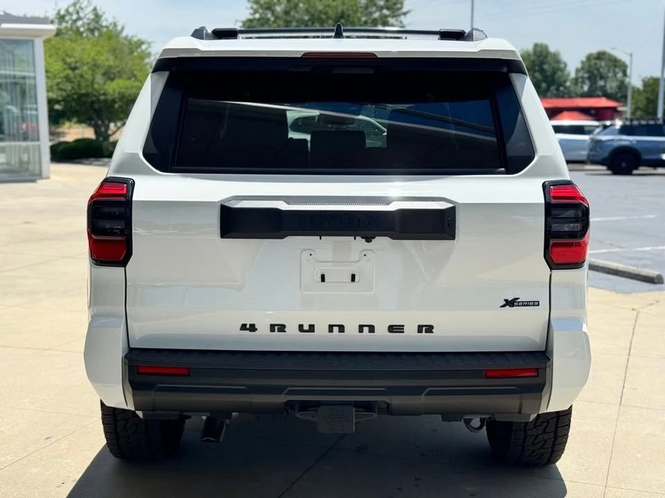 2025 Toyota 4Runner 6th Gen - Image 5 of 15