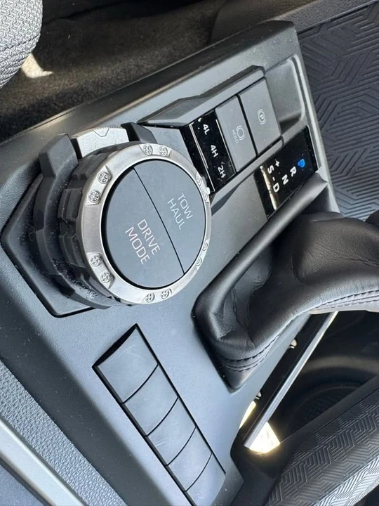 2025 Toyota 4Runner 6th Gen - Image 15 of 15