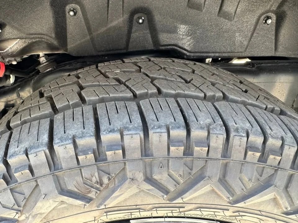 2025 Toyota 4Runner 6th Gen - Image 10 of 15