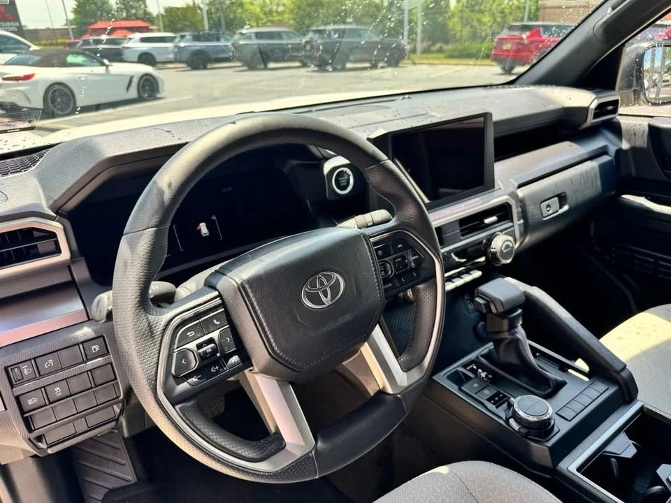 2025 Toyota 4Runner 6th Gen - Image 13 of 15