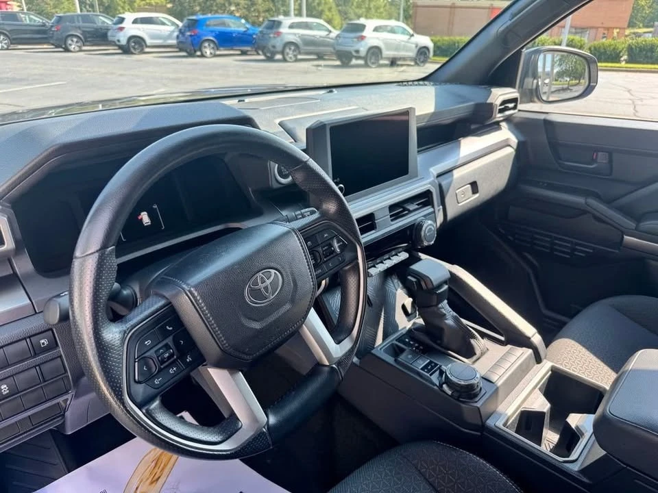 2025 Toyota 4Runner 6th Gen - Image 9 of 11