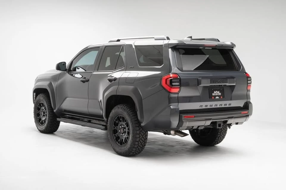 2025 Toyota 4Runner 6th Gen - Image 5 of 20