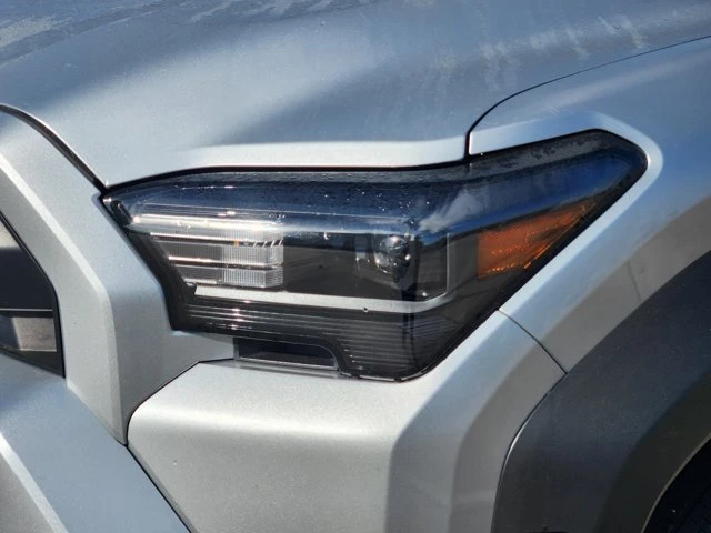 2025 Toyota 4Runner 6th Gen - Image 8 of 20