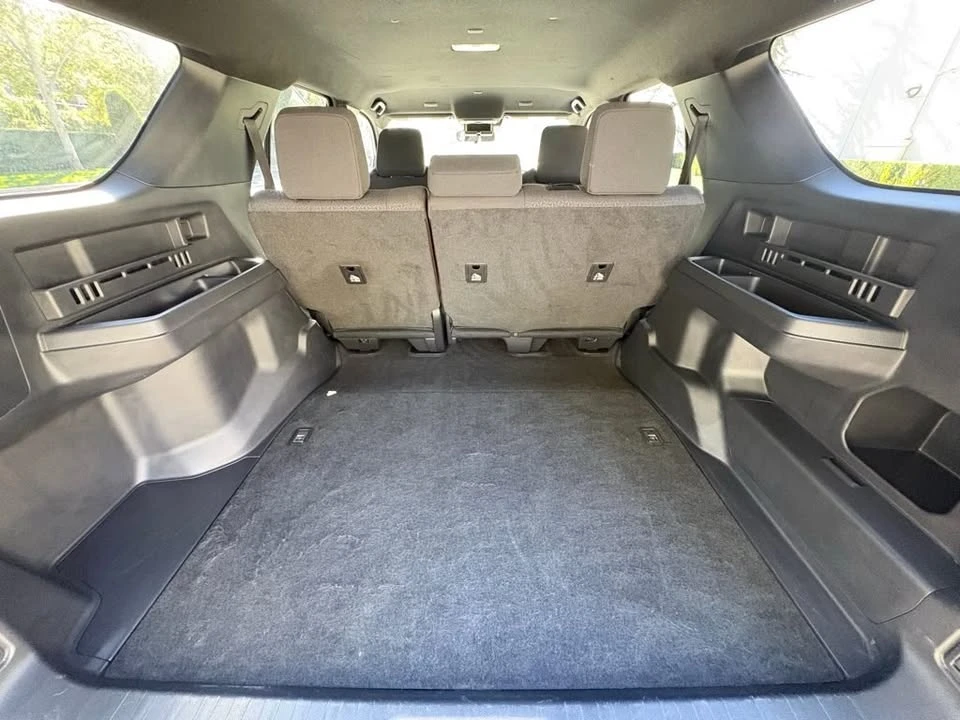 2025 Toyota 4Runner 6th Gen - Image 19 of 20