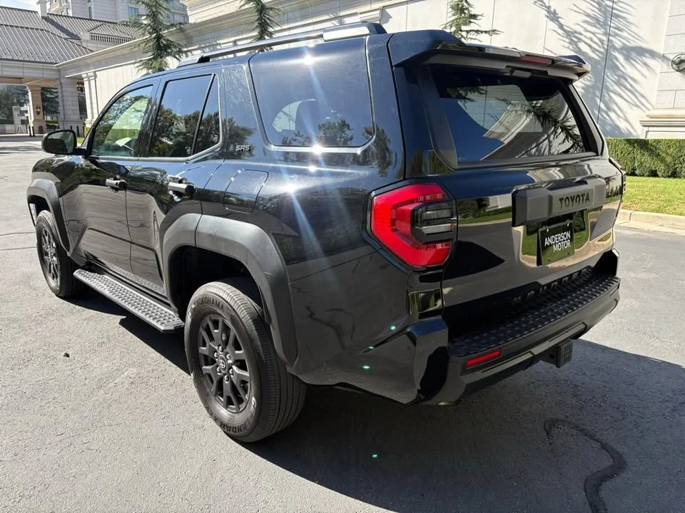 2025 Toyota 4Runner 6th Gen - Image 7 of 20
