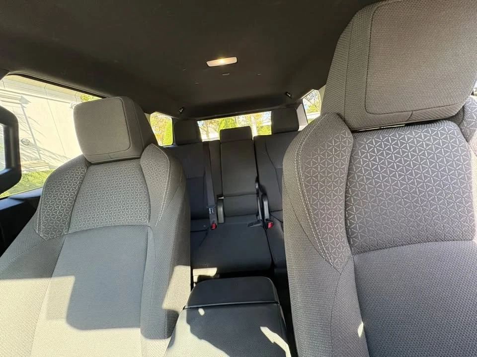 2025 Toyota 4Runner 6th Gen - Image 13 of 20
