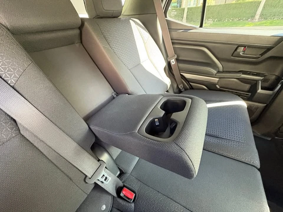 2025 Toyota 4Runner 6th Gen - Image 18 of 20