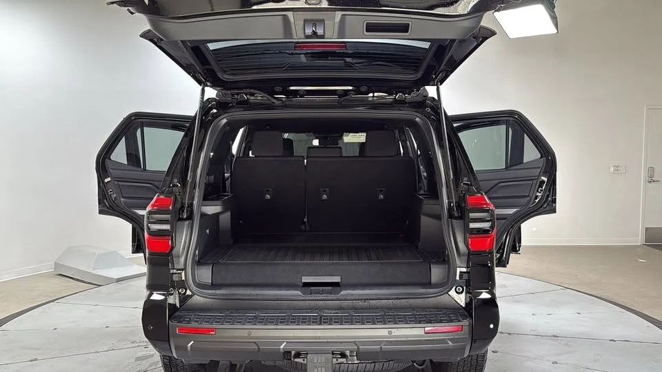 2025 Toyota 4Runner 6th Gen - Image 8 of 8