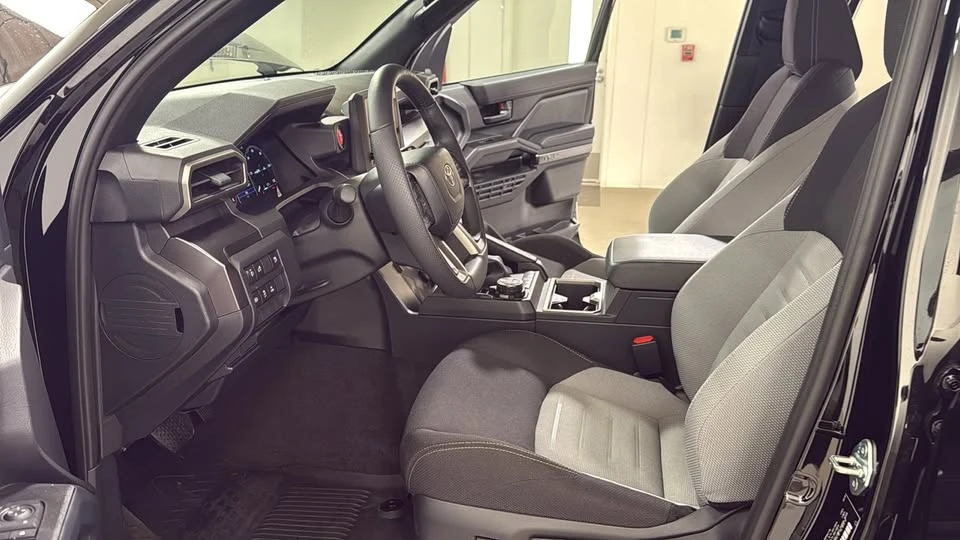 2025 Toyota 4Runner 6th Gen - Image 6 of 8