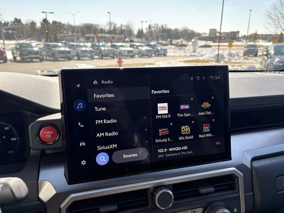 2025 Toyota 4Runner 6th Gen - Image 9 of 20