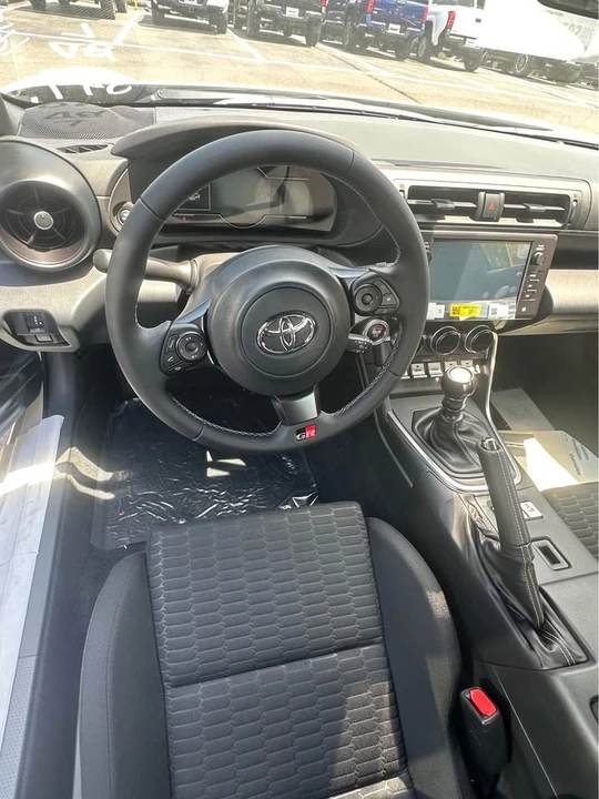 2025 Toyota GR86 2nd Gen - Image 7 of 7