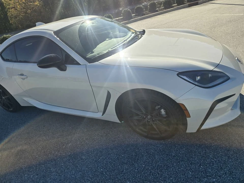 2025 Toyota GR86 2nd Gen - Image 3 of 13