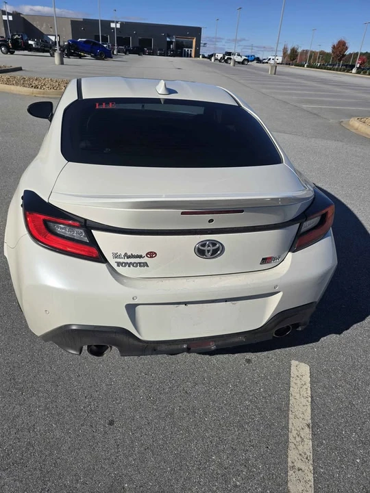 2025 Toyota GR86 2nd Gen - Image 8 of 13