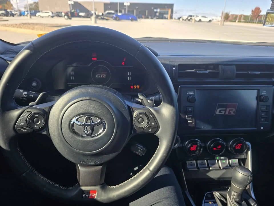 2025 Toyota GR86 2nd Gen - Image 12 of 13