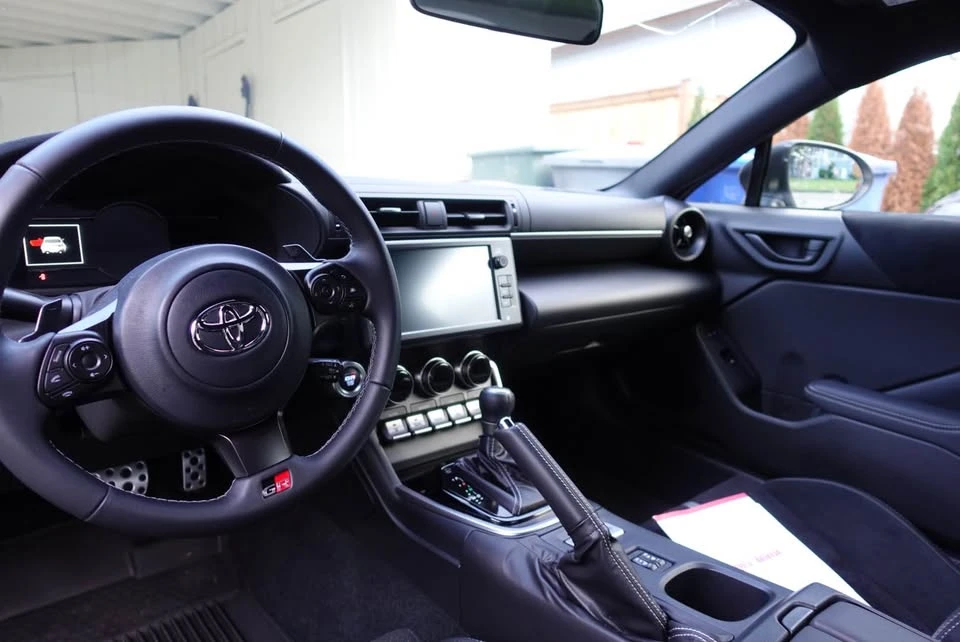 2025 Toyota GR86 2nd Gen - Image 5 of 13
