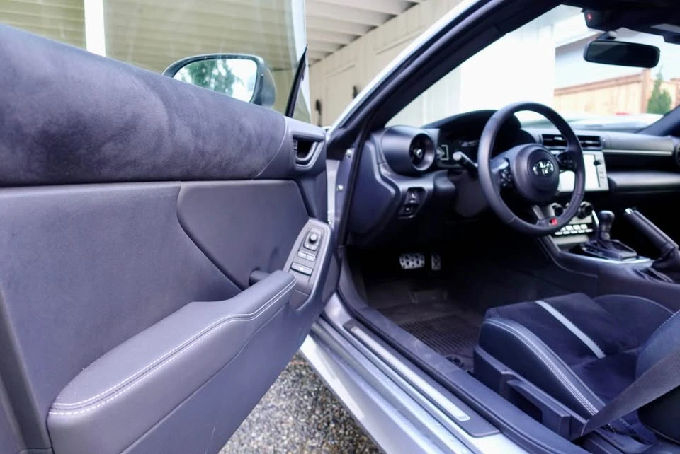 2025 Toyota GR86 2nd Gen - Image 4 of 13
