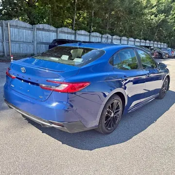 2025 Toyota Camry HEV SE