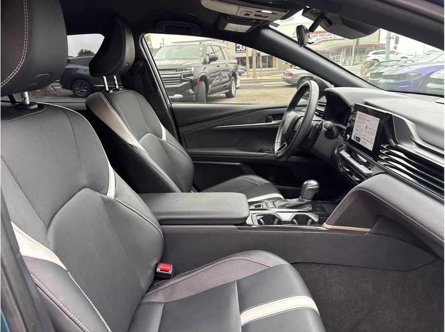 2025 Toyota Camry 9th Gen - Image 11 of 20