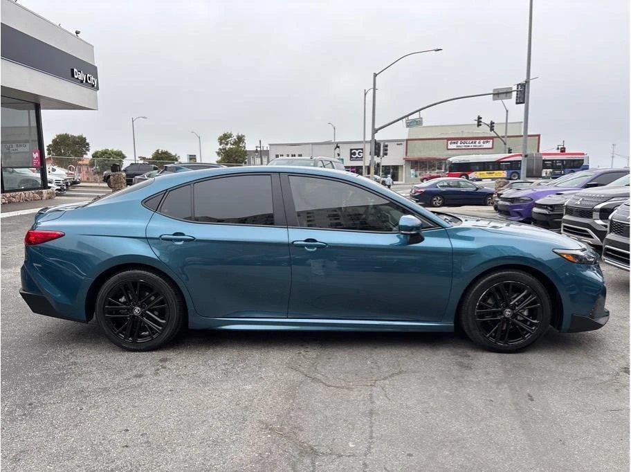 2025 Toyota Camry 9th Gen - Image 7 of 20