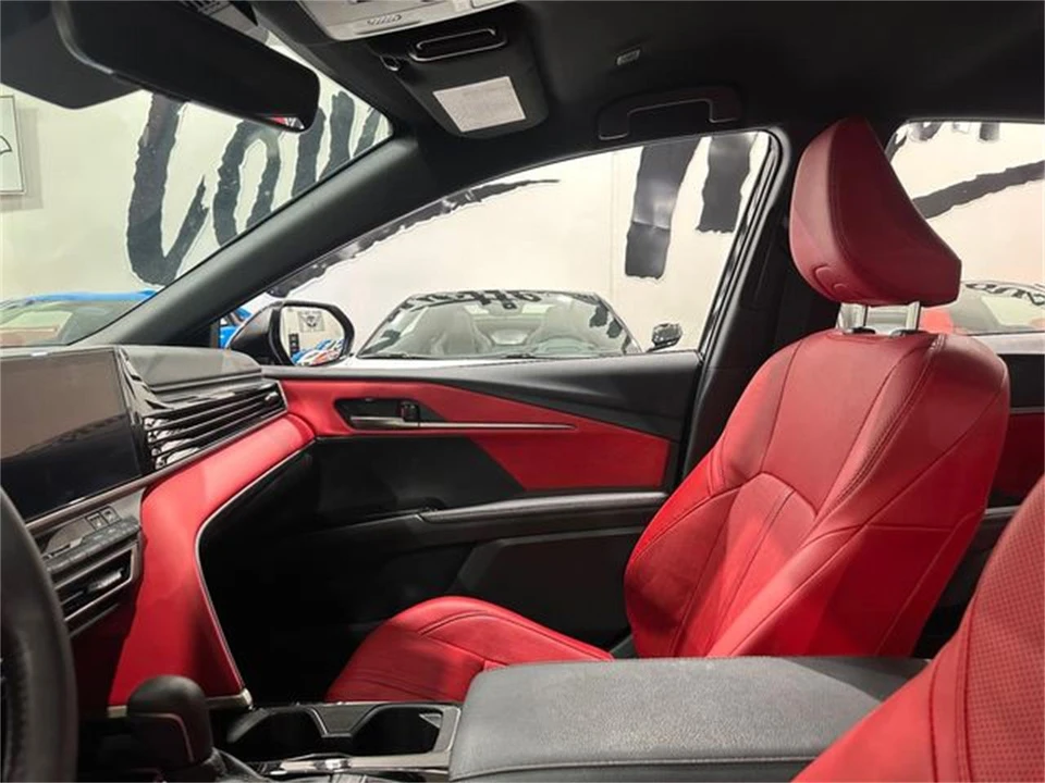 2025 Toyota Camry 9th Gen - Image 15 of 30