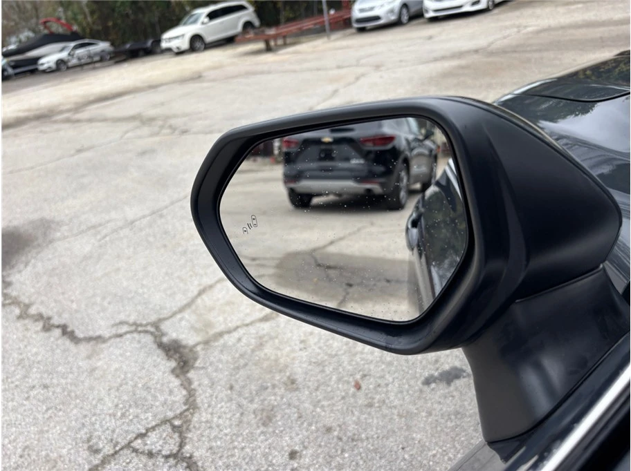 2025 Toyota Camry 9th Gen - Image 16 of 21