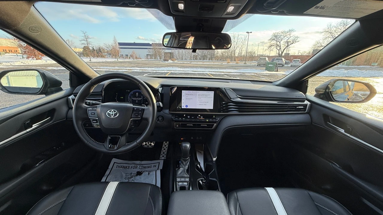 2025 Toyota Camry 9th Gen - Image 16 of 21