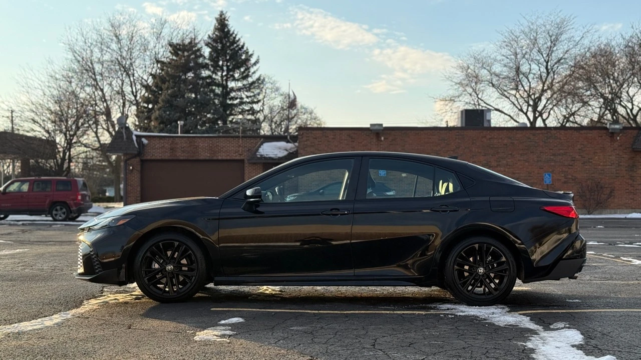 2025 Toyota Camry 9th Gen - Image 4 of 21