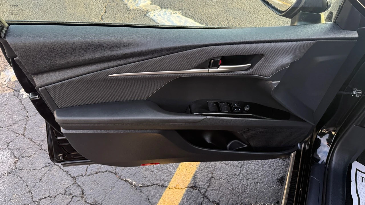 2025 Toyota Camry 9th Gen - Image 21 of 21