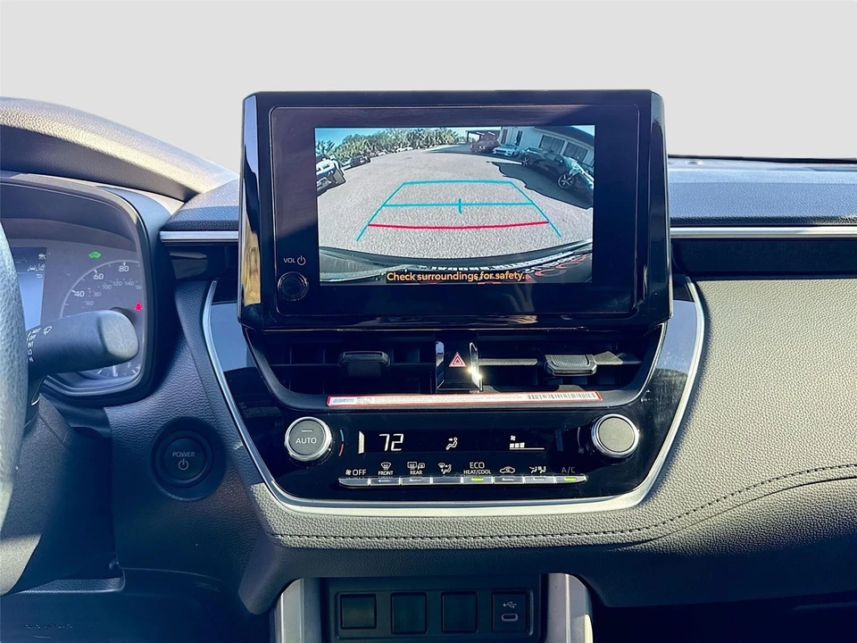 2025 Toyota Corolla Cross - Image 12 of 21