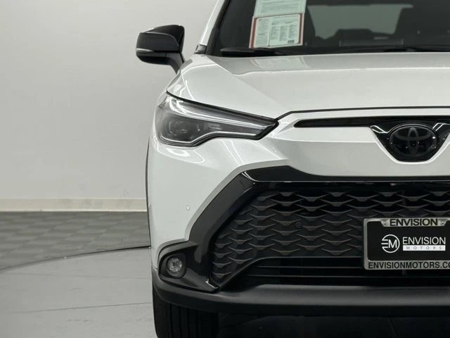 2025 Toyota Corolla Cross - Image 4 of 12